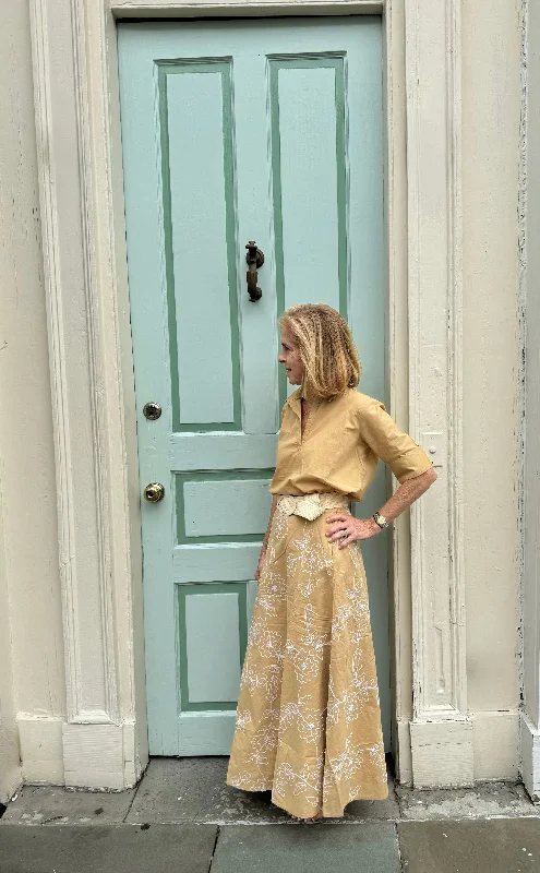 Bonus Savings Hanley Midi Skirt Caramel with White Embroidery