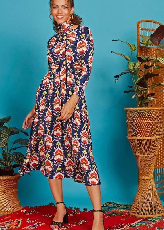 Limited Time floral dressJoni Midi Dress - Vega Red
