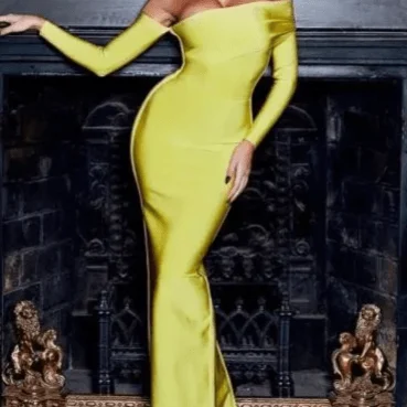 Blowout Sale layered dressKittenAlarm - Jacinda Off-shoulder Solid Maxi Dress