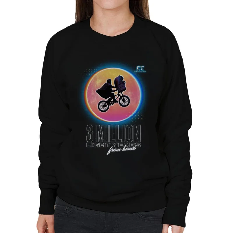 Get It Before It’s Gone chic fitness hoodieE.T. 3 Million Light Years From Home Women's Sweatshirt