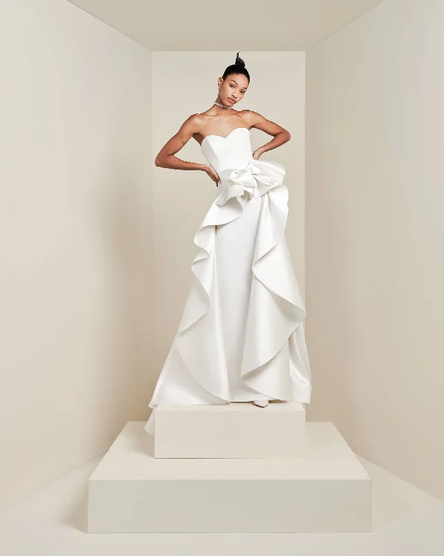 Extra Savings VRM425 – MODERN VOLANT GOWN