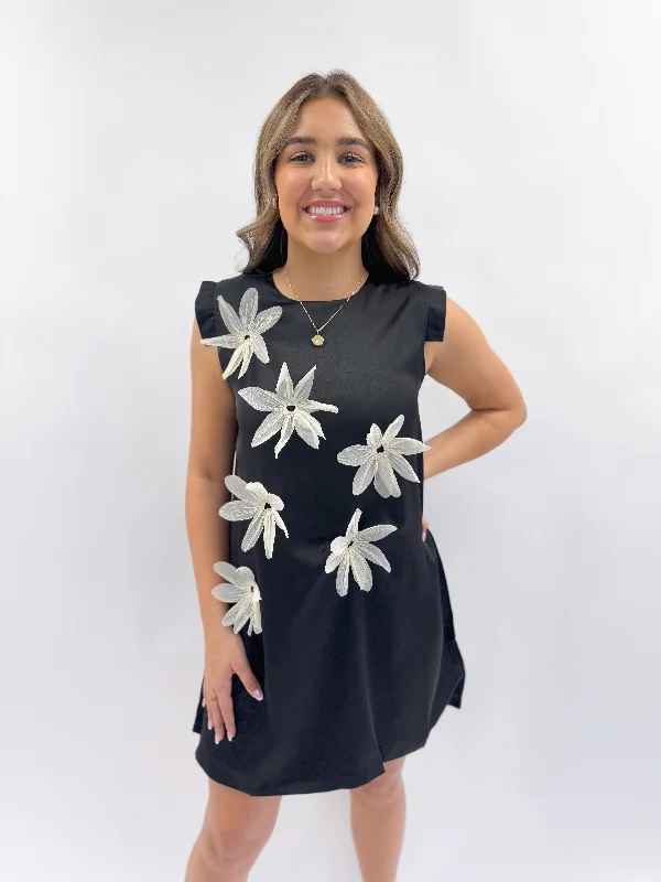 Closeout casual knit dressBlack Flower Burst Dress