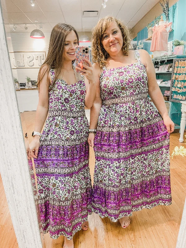 Price Blitz Floral Picnic Dress