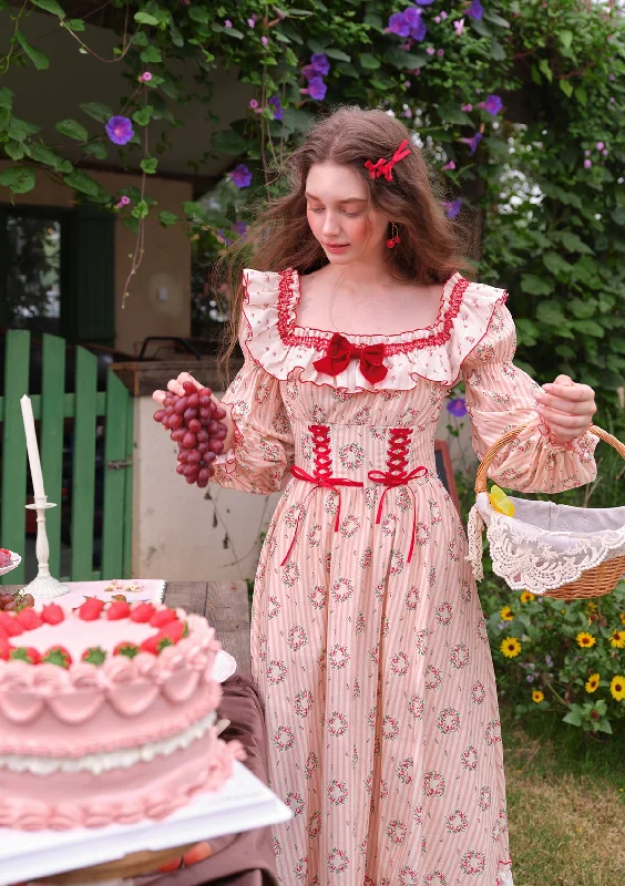Daily Specials Red Apple Wreath Cottage Dress