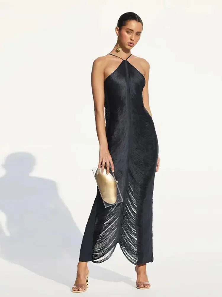 Online Only casual midi dressAmora - Elegant halter neck dress