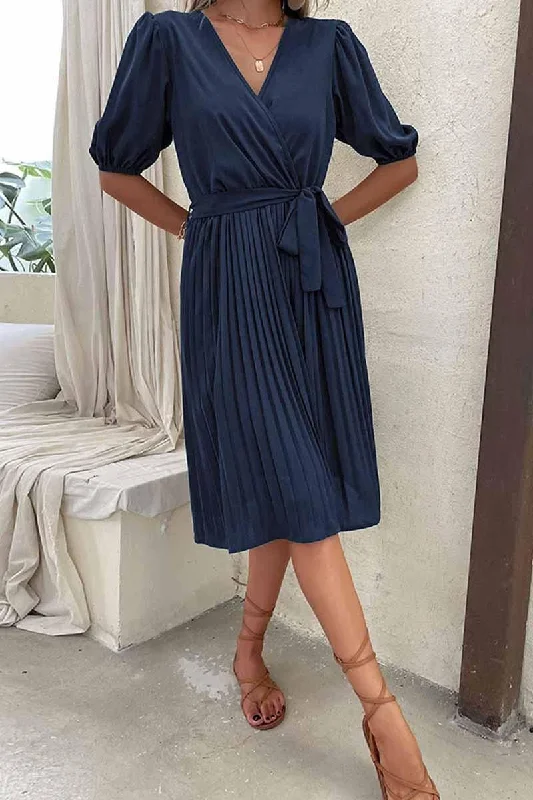 Last Chance party-ready dressPUFF SHOULDER V NECK GREEN PLEATED DRESS