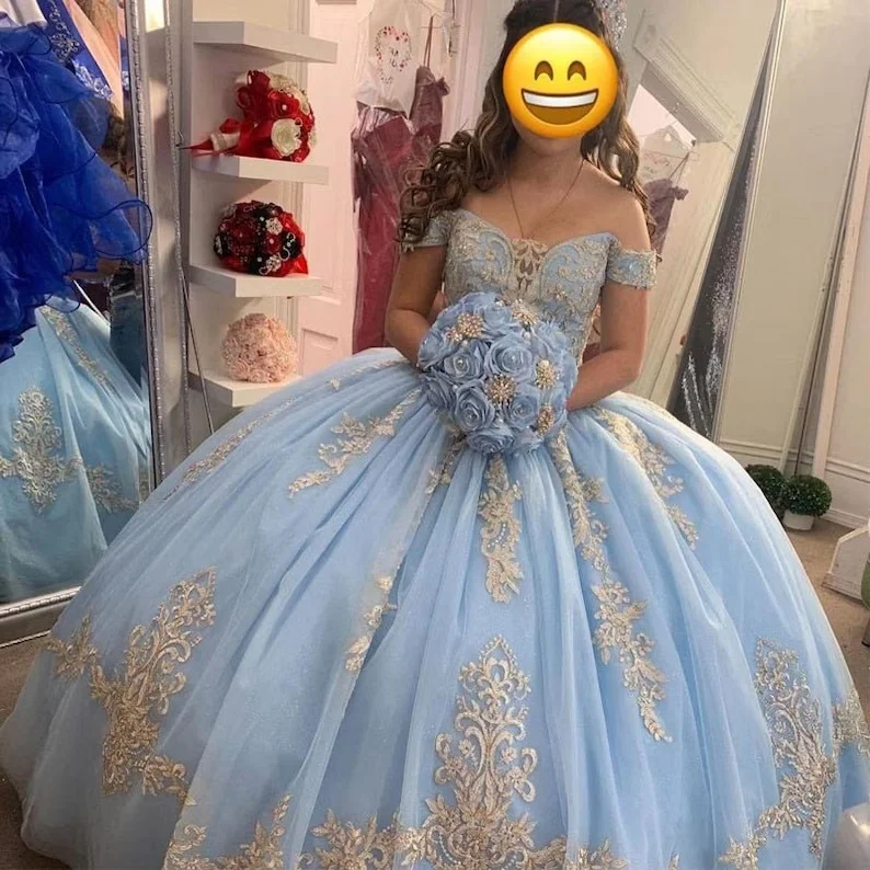 party-ready dressBaby Blue Ball Gown Quinceanera Dresses Off the Shoulder with Sleeves Sweet 16 Birthday Party Gowns Y403