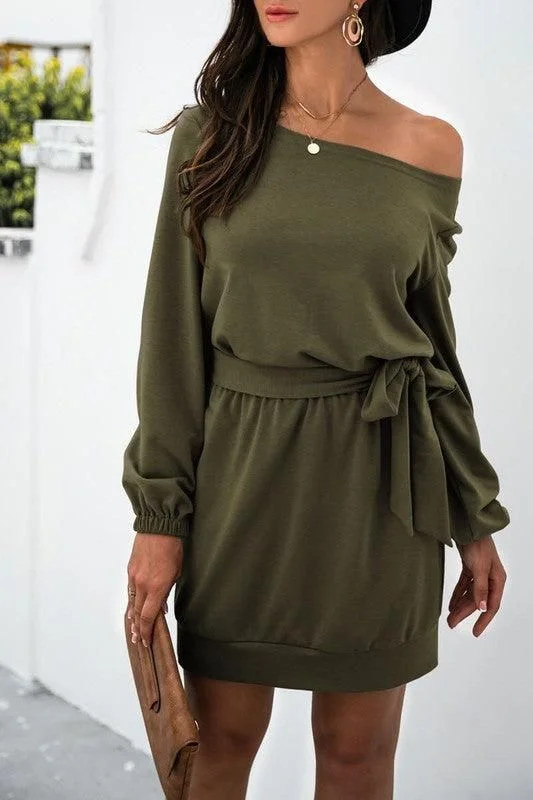 Special Price sleek dressSOLID COLOR STITCHING LONG SLEEVED DRESS