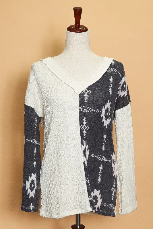 Price Drop Ivory Tribal V Neck Sweater
