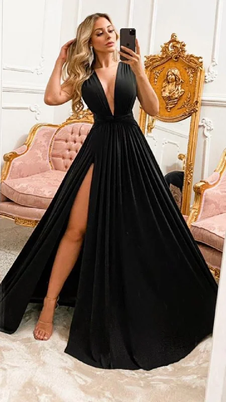 spaghetti strap dressBlack Deep V Neck Long Prom Dress,Sexy Formal Gown Y1035