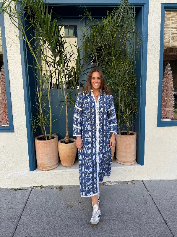 Daily Deals Harriett Maxi Dress Blue Aztec