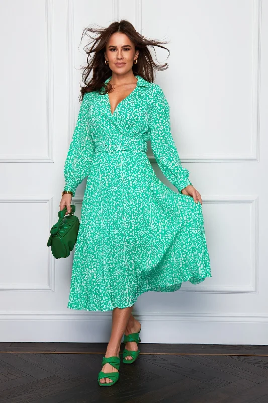 Deal Mania sleeveless dressHeidi Green Pleated Skirt Belted Midi Dress