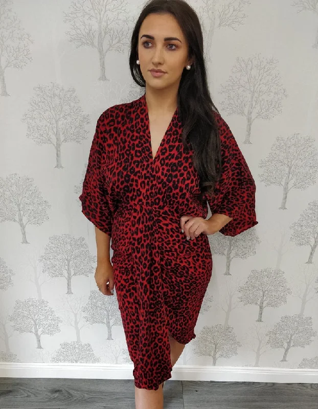 Online Only elegant maxi dressJenny Red Animal Print Kimono Dress