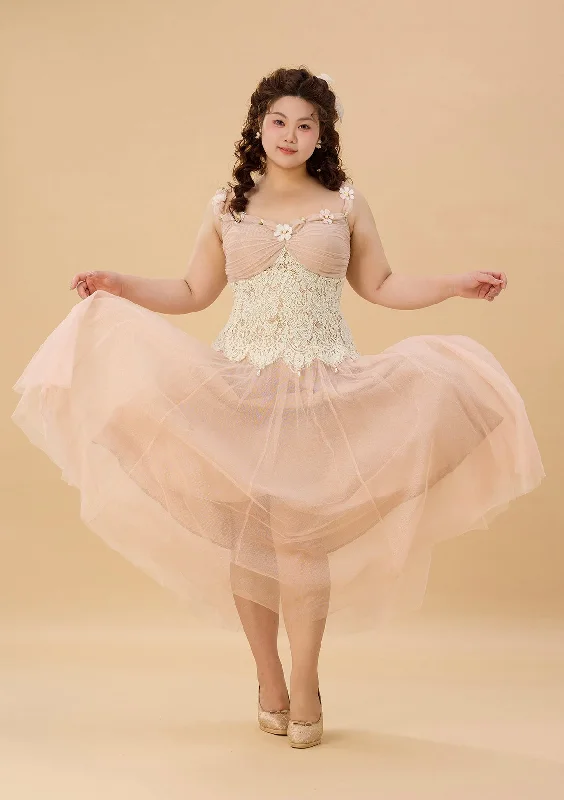 Sale Event Curve & Plus Daisy Wind Chine Dress