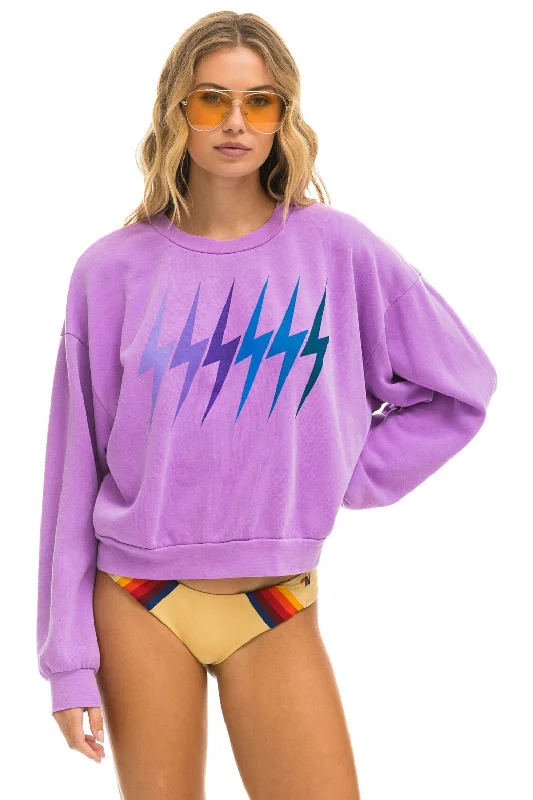 urban workout sweatshirtBOLT GRADIENT RELAXED CREW SWEATSHIRT - NEON PURPLE // PURPLE