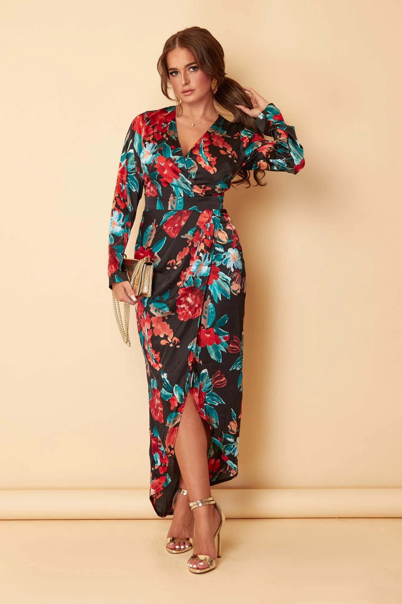 Price Drop pleated maxi dressGrace Red Teal Floral Print Long Sleeve Maxi Dress