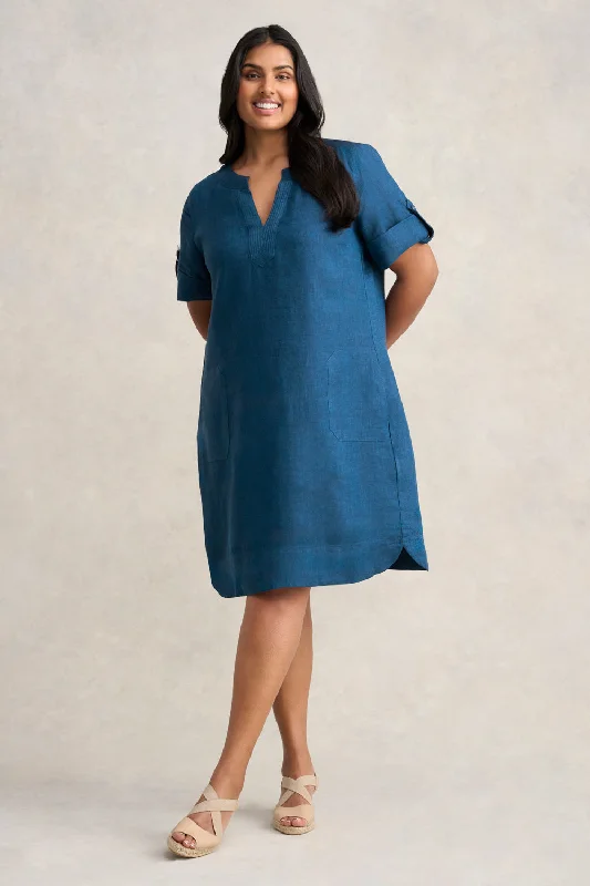 Act Fast fitted dressFrench Linen Shift Dress - Navy Delave