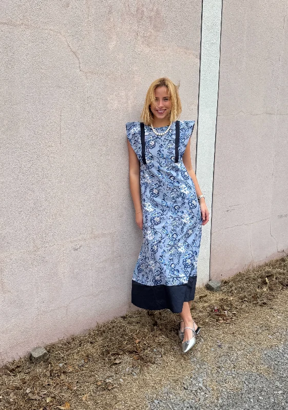Savings Spectacular Ashley Midi Dress Soft Blue Floral