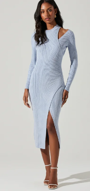 YEAR-End Clearance casual day dressVasanta Sweater Dress by ASTR the label