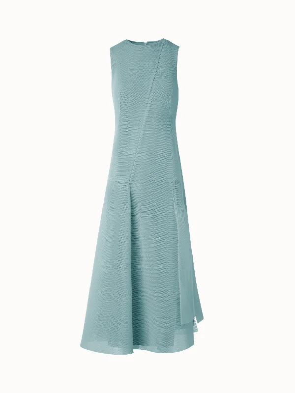 Price Smash printed dressMidi Dress in Asymmetrical Techno Grid
